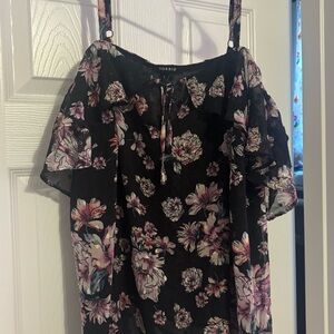 torrid Black Floral Ruffle Cold-Shoulder Camisole